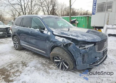 2025 Volvo Xc90 Core z USA, uszkodzony, nr VIN YV4H60PA6S1350422